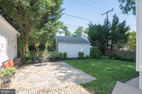 Exterior - 204 Tyrone Rd S, Baltimore, MD 21212 photo 13 of 15