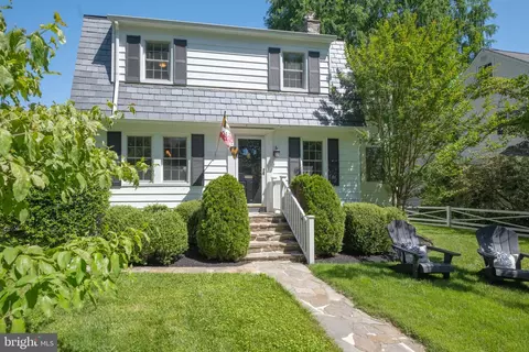 Exterior - 204 Tyrone Rd S, Baltimore, MD 21212 photo 2 of 15