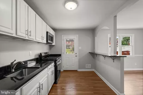 Kitchen - 5635 Utrecht Rd, Baltimore, MD 21206 photo 1 of 2