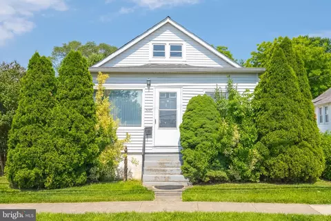 537 S Marlyn Ave, Essex, MD 21221