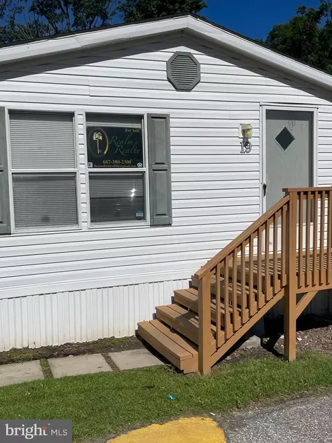 8000 Dogwood Rd #19, Sparrows Point, MD 21219