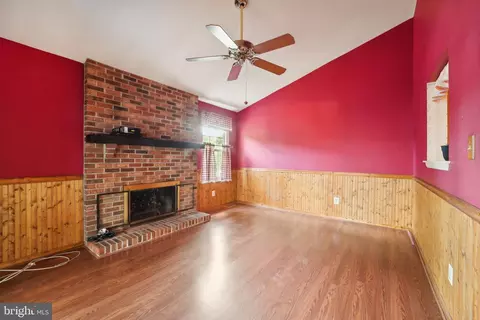 3 Menteith Ct, Nottingham, MD 21236 photo 4