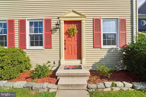 3 Menteith Ct, Nottingham, MD 21236 photo 2