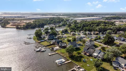 View/Area - 2646 Masseth Ave, Sparrows Point, MD 21219 photo 12 of 13