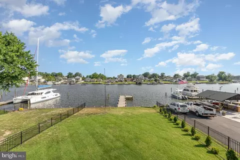View/Area - 2646 Masseth Ave, Sparrows Point, MD 21219 photo 2 of 13