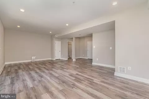 Living - 2646 Masseth Ave, Sparrows Point, MD 21219 photo 3 of 4