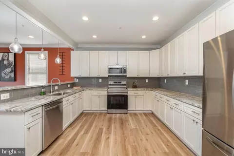 Kitchen - 2646 Masseth Ave, Sparrows Point, MD 21219 photo 1 of 3
