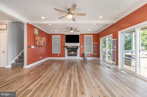 Living - 2646 Masseth Ave, Sparrows Point, MD 21219 photo 1 of 4