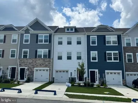 8348 Dieter Dr, Rosedale, MD 21237