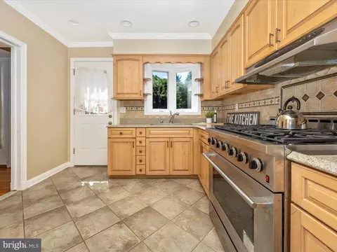 Kitchen - 3715 Lochearn, Baltimore, MD 21207 photo 5 of 5