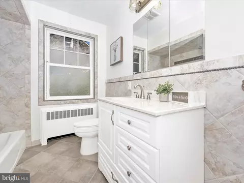Bath - 3715 Lochearn, Baltimore, MD 21207 photo 2 of 5