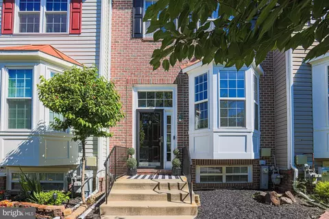 71 Horseman Ct, Randallstown, MD 21133