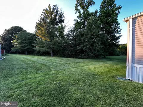 24 Mango Trl, Middle River, MD 21220 photo 4
