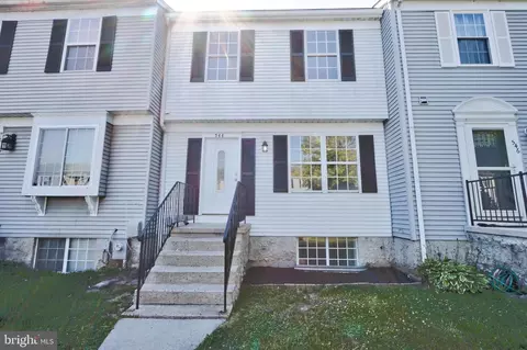 544 Brighton Pl, Essex, MD 21221