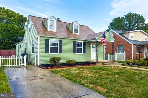 Exterior - 8204 Longpoint Rd, Dundalk, MD 21222 photo 2 of 8