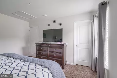 Bedroom - 960 Long Manor Dr, Middle River, MD 21220 photo 10 of 14