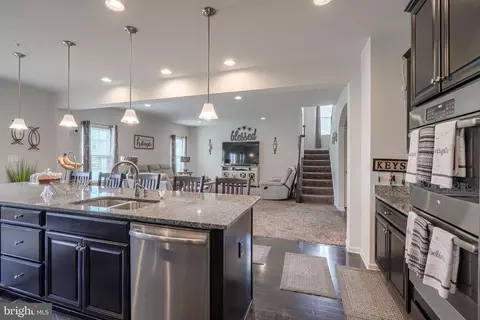 Entry Way - 960 Long Manor Dr, Middle River, MD 21220 photo 8 of 22