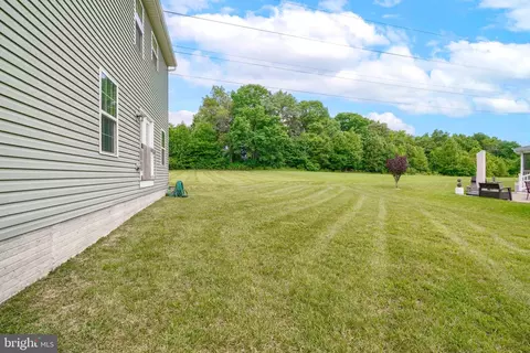Exterior - 960 Long Manor Dr, Middle River, MD 21220 photo 6 of 6