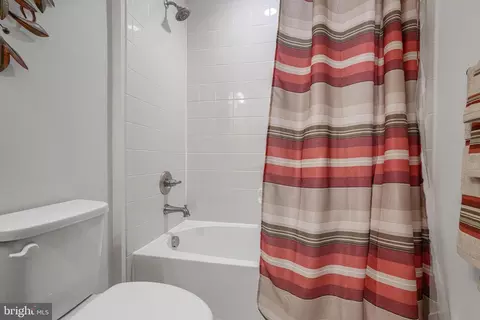 Bath - 960 Long Manor Dr, Middle River, MD 21220 photo 8 of 8