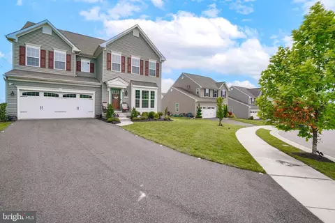 Exterior - 960 Long Manor Dr, Middle River, MD 21220 photo 2 of 6