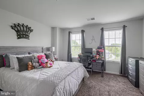 Bedroom - 960 Long Manor Dr, Middle River, MD 21220 photo 6 of 14