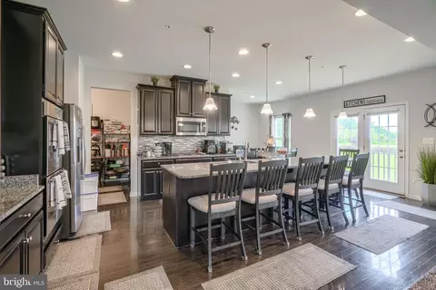 Kitchen - 960 Long Manor Dr, Middle River, MD 21220 photo 2 of 4