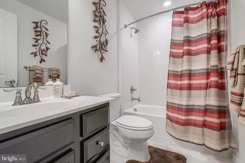 Bath - 960 Long Manor Dr, Middle River, MD 21220 photo 7 of 8