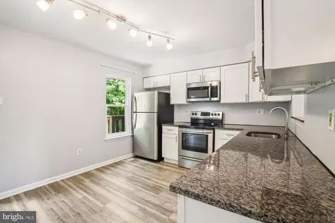 46 Ingate Ter #4506, Halethorpe, MD 21227 photo 3