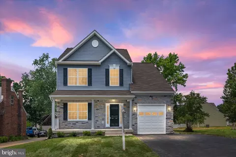 246 N Marlyn Ave, Essex, MD 21221
