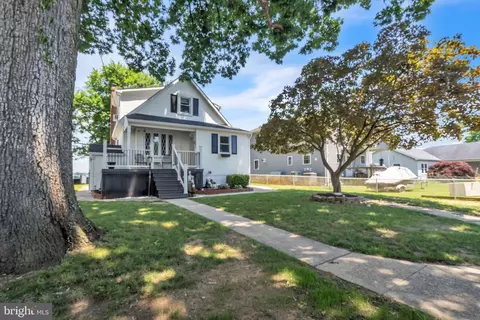 4138 Beachwood Rd, Dundalk, MD 21222