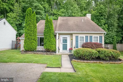 12807 Cunninghill Cove Rd, Middle River, MD 21220