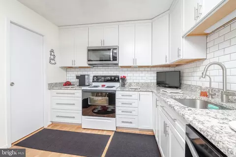 205 E Joppa Rd #1709, Towson, MD 21286 photo 3