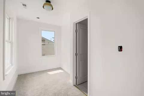 Entry Way - 23 2nd Ave, Halethorpe, MD 21227 photo 5 of 6