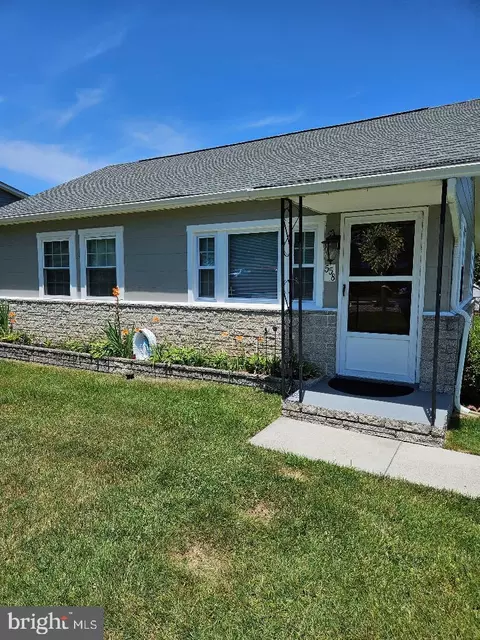 558 Compass, Middle River, MD 21220 photo 2