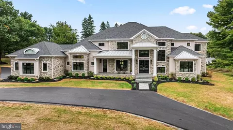 3622 Anton Farms Rd, Pikesville, MD 21208
