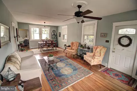 5649 Oregon Ave, Halethorpe, MD 21227 photo 5
