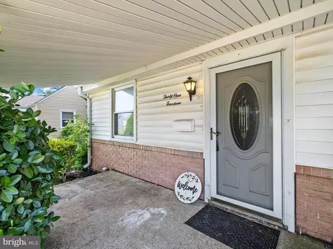 3114 Cornwall Rd, Dundalk, MD 21222 photo 5
