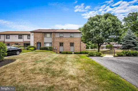 3120 Old Post Dr, Pikesville, MD 21208