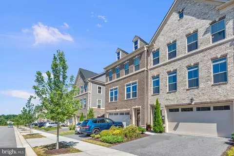 6324 Islington St, Middle River, MD 21220 photo 4