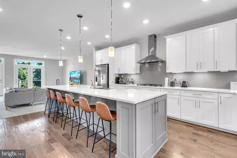 6324 Islington St, Middle River, MD 21220