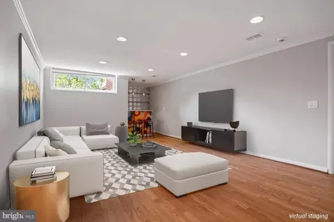 Living - 2452 Forest Green Rd, Baltimore, MD 21209 photo 5 of 6