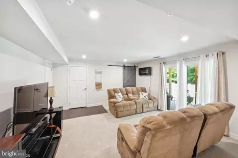 2909 Shaws Rd, Sparrows Point, MD 21219 photo 40