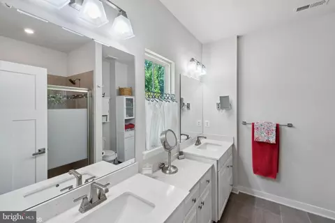 2909 Shaws Rd, Sparrows Point, MD 21219 photo 24