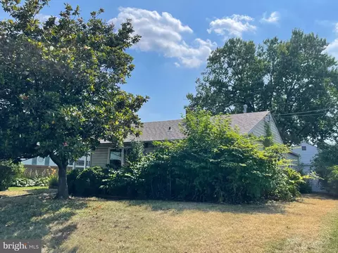 2414 Saratoga Ave, Halethorpe, MD 21227