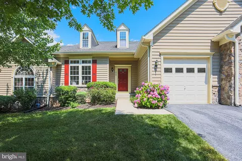210 Teapot Ct #210, Reisterstown, MD 21136