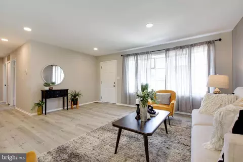 Living - 9221 Snyder Ln, Perry Hall, MD 21128 photo 1 of 5