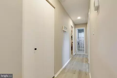 Entry Way - 9221 Snyder Ln, Perry Hall, MD 21128 photo 4 of 5