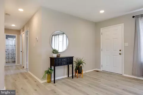 Entry Way - 9221 Snyder Ln, Perry Hall, MD 21128 photo 1 of 5
