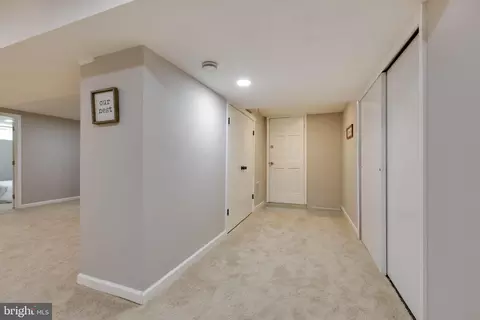 Entry Way - 9221 Snyder Ln, Perry Hall, MD 21128 photo 5 of 5