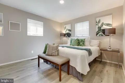 Bedroom - 9221 Snyder Ln, Perry Hall, MD 21128 photo 2 of 9